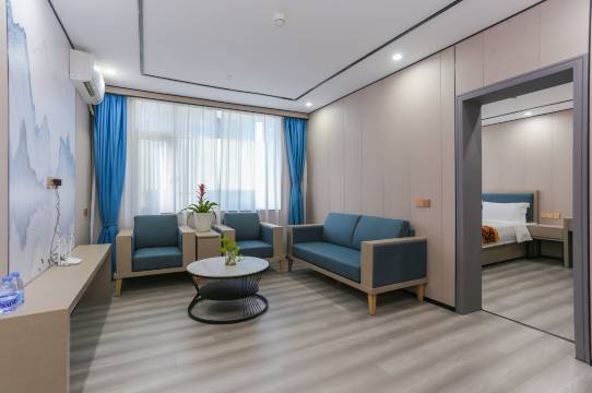 格良东方公寓(深圳老街地铁站店)