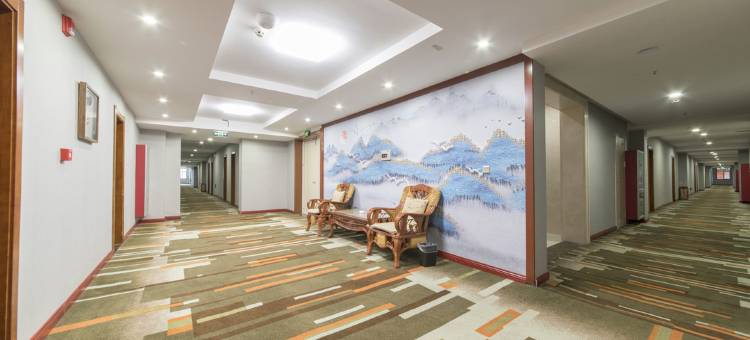 洛阳河泉文化酒店(上海市场地铁站店)图片