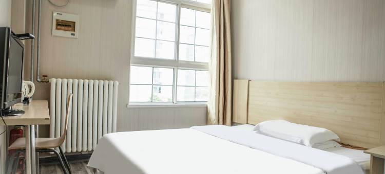 易佰良品酒店(青岛台东啤酒街店)图片