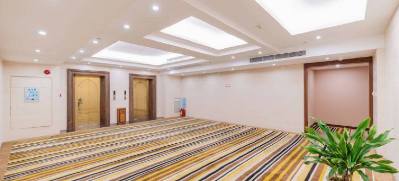 东莞黄江假日酒店图片