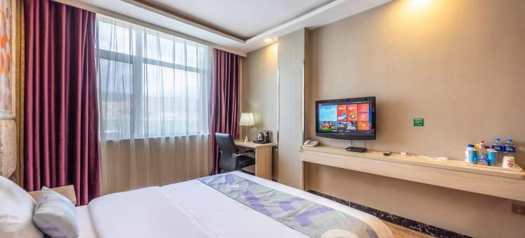 轻住·悦享酒店(西宁八一东路团结桥店)图片