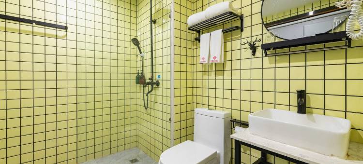 东莞爱慕主题酒店(横沥店)图片