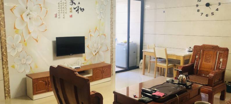 秋平民宿(漳州动车站店)图片