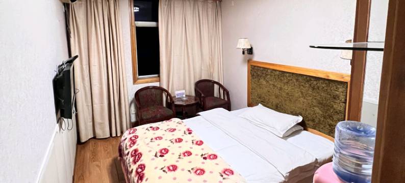 小红帽宾馆(杭州桂花西路地铁站店)图片