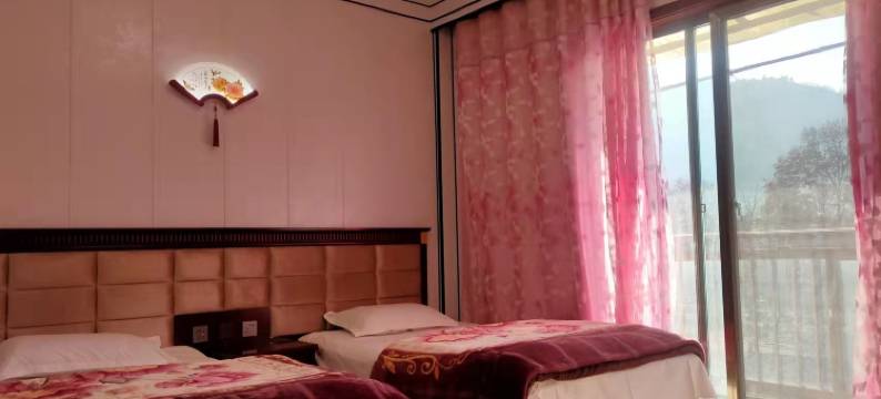 汶川八姐客栈图片