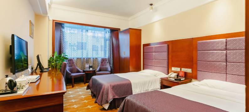 华联大酒店(贵阳喷水池地铁站店)图片