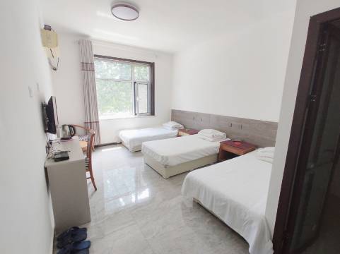 深州鹏聪旅馆(东高速口交警大队店)