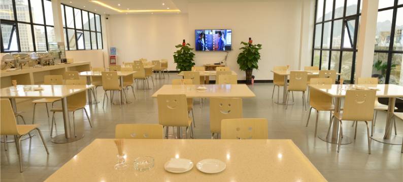 河池壹号公馆酒店(河池学院步行街店)图片