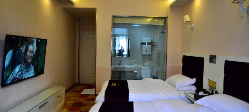 威信巴黎春天酒店图片