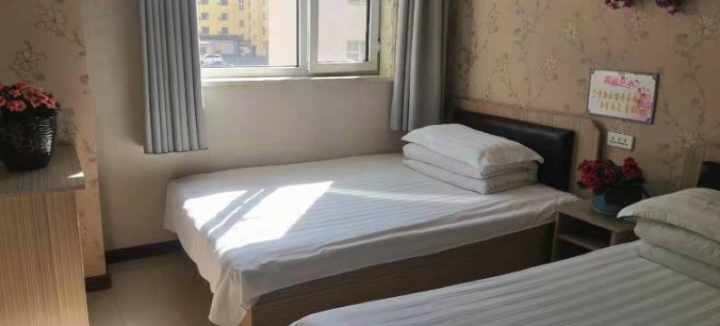 长白山金地迎河旅店图片