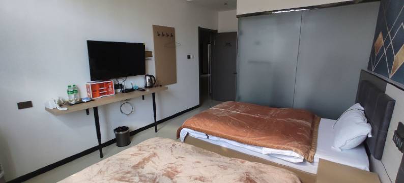 陆良晋泰公寓图片