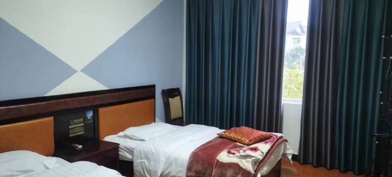 峨眉山曾帮客栈图片