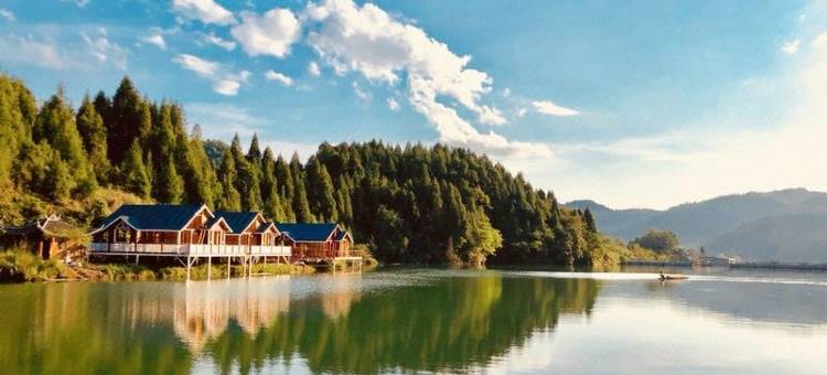 龙山西拉部别墅图片