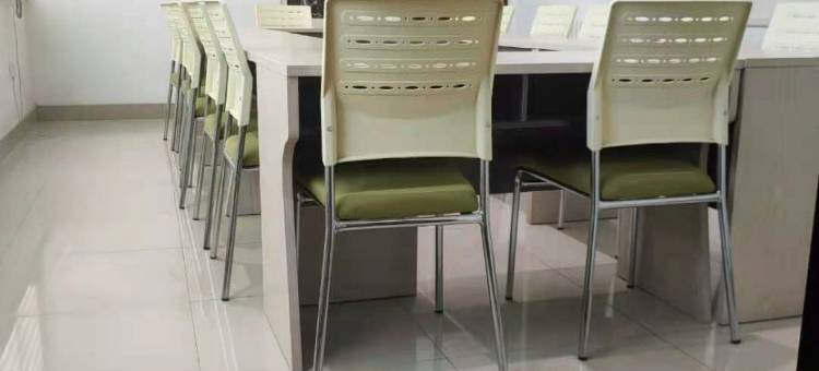 巴巴商务宾馆(平原汽车总站店)图片