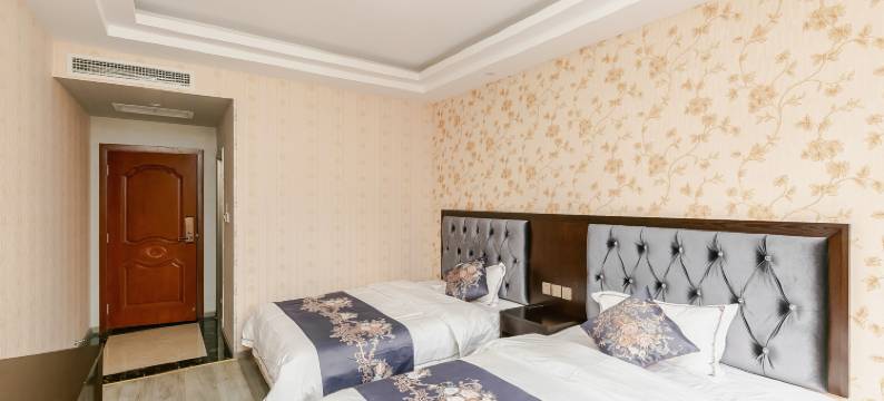 TOWO上品酒店(海螺沟店)图片