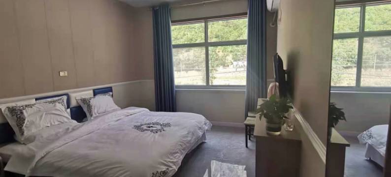 壶关春光假日酒店图片