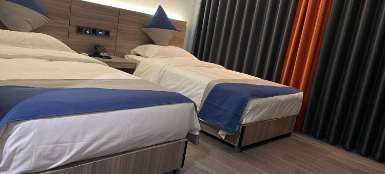 左权君安酒店图片