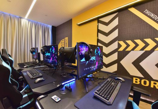 Leishen Electric Sports Hotel (Guoxin Sports Center Branch)