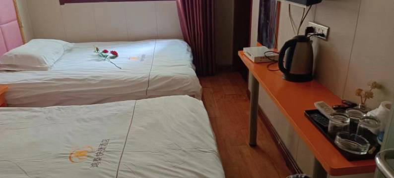 西安金花宾馆(通化门地铁站店)图片