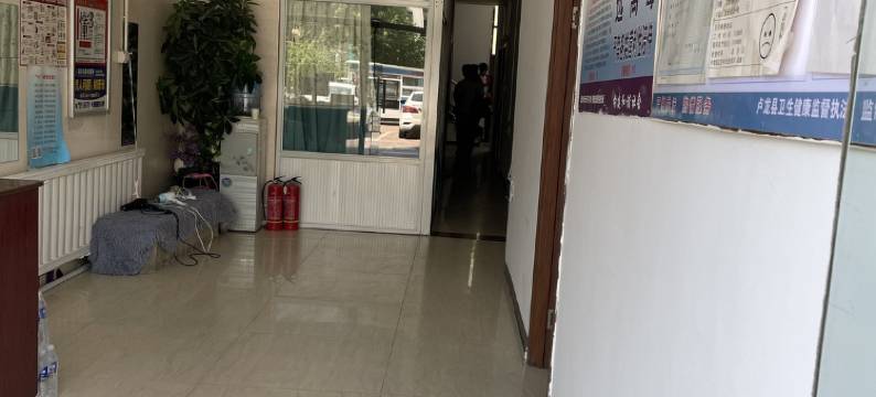 卢龙瑞鹏红山旅店图片