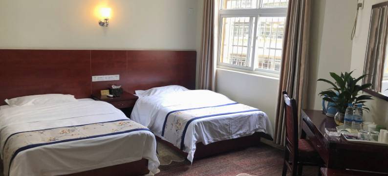 上犹中南商务大酒店图片