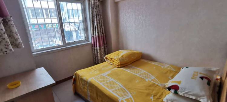 华鑫源旅馆(青岛香港花园店)图片