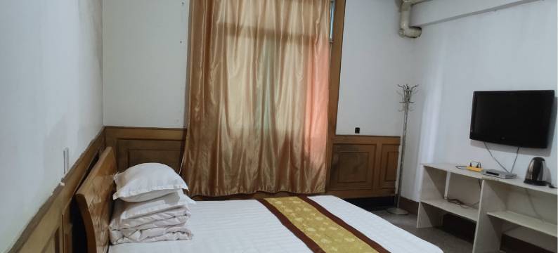 昆明鸿发宾馆(小板桥店)图片