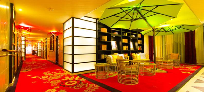 澳特博斯酒店(郑州柳林地铁站店)图片