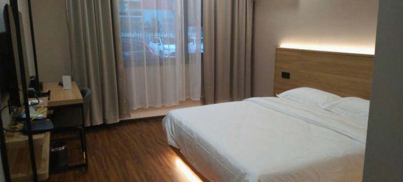 君泰商务酒店(平顶山宝丰店)图片