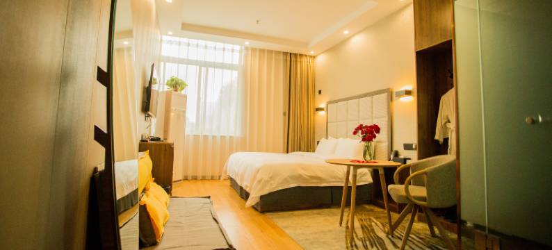 原阳青云酒店图片