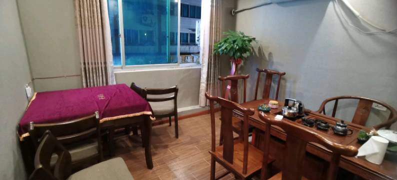 绥阳利客隆公寓图片