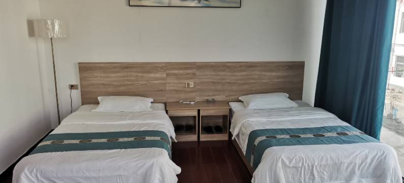 天桥宾馆(白云小镇店)图片