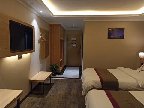 尚客优酒店(日喀则桑珠孜青岛路店)