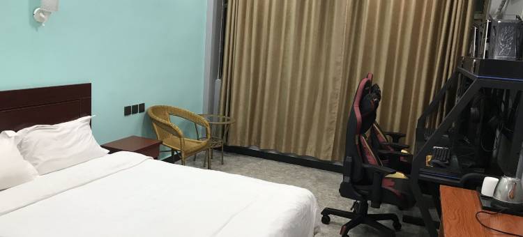 温馨电竞宾馆(平舆县人民医院店)图片