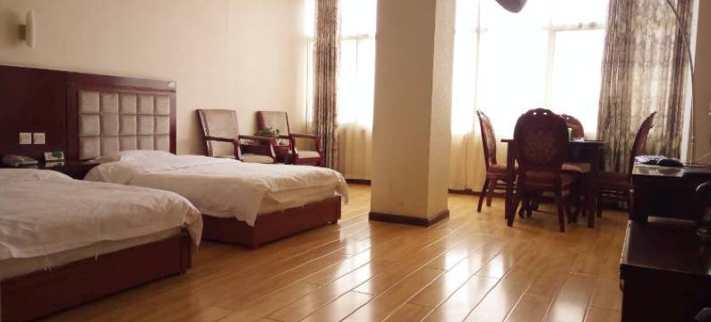 会宁桃渊春宾馆图片