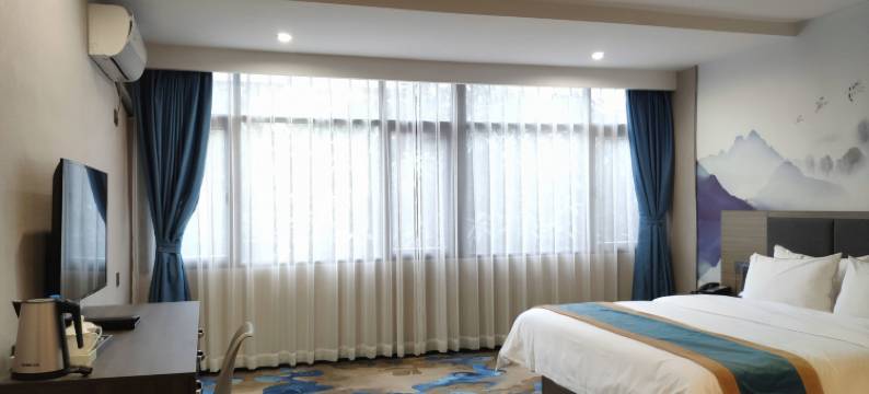 东莞清枫时尚酒店(清溪银湖工业区店)图片