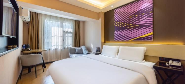 IU酒店(兰州东方红广场地铁站店)图片