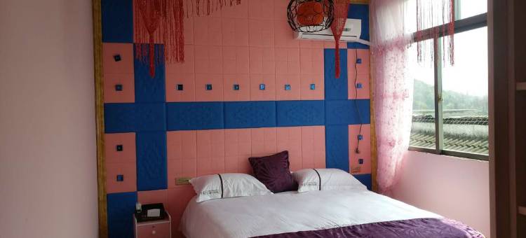 百里杜鹃花叙主题酒店图片