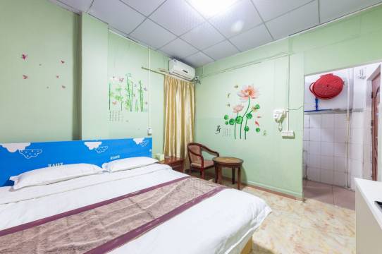 鸿运美宿(广州白云区夏良地铁站店)