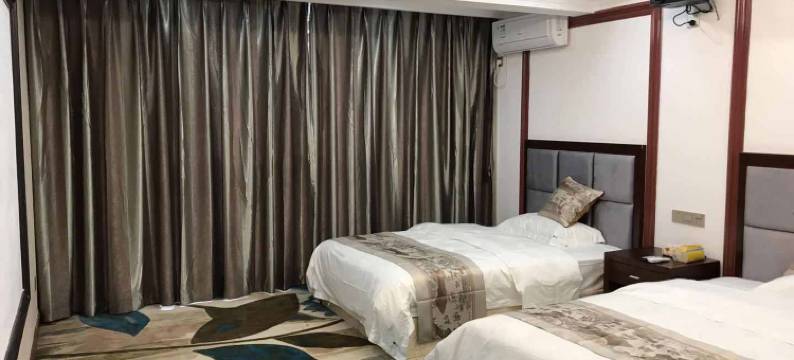 丹巴雍吉酒店图片