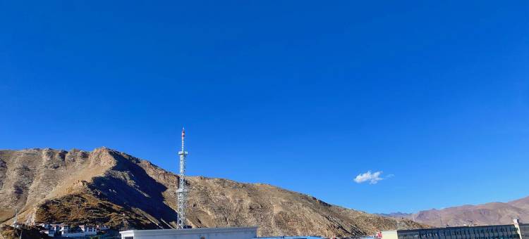 浪卡子馨湖富氧酒店图片