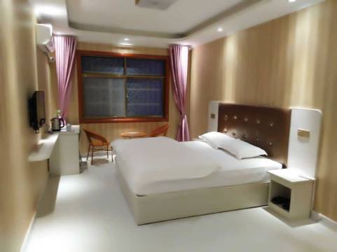 原阳天然温泉洗浴宾馆