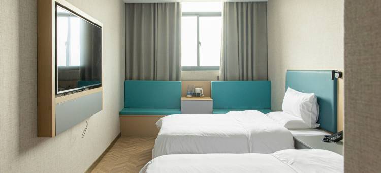 如家睿柏·云酒店(海门东渐广场店)图片