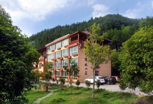 云和龙门绿水山庄