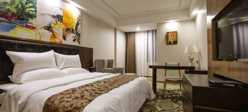 华逸商务酒店(新郑华尔街大厦店)图片