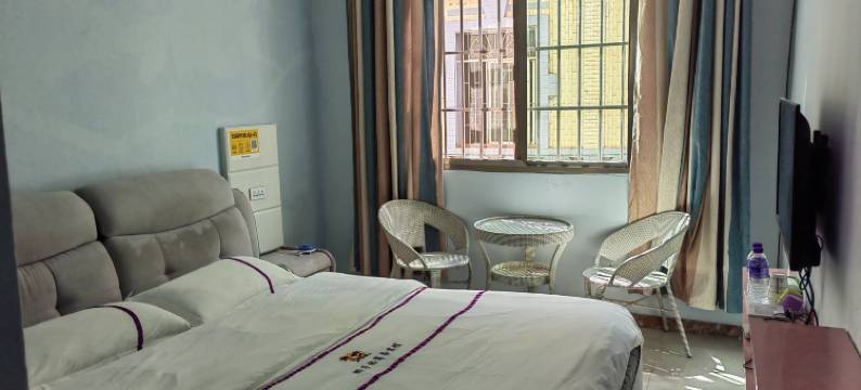 元谋椰子林商务宾馆图片