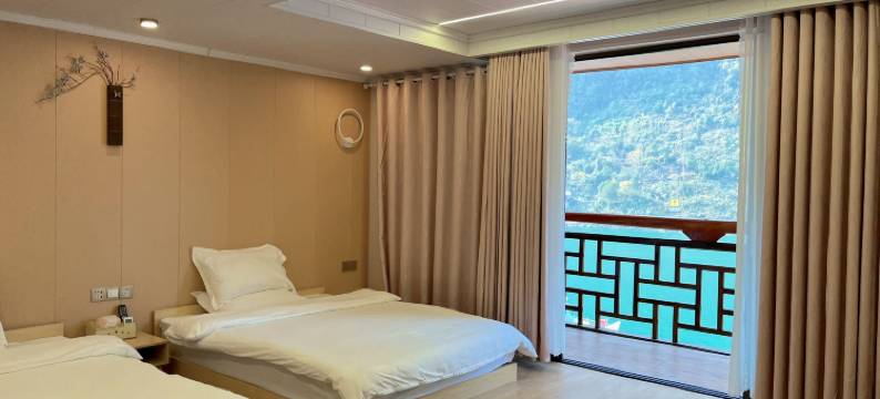 龚滩古镇一方居图片