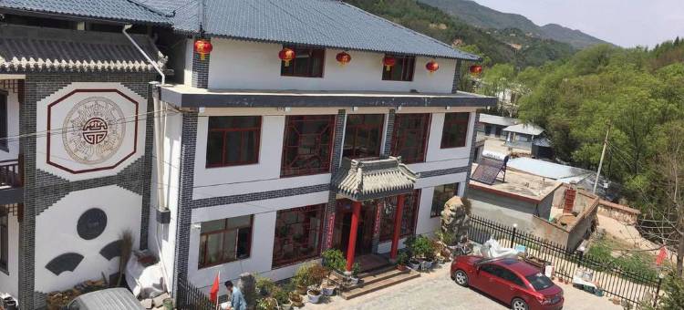 麦积山烟雨阁民宿图片
