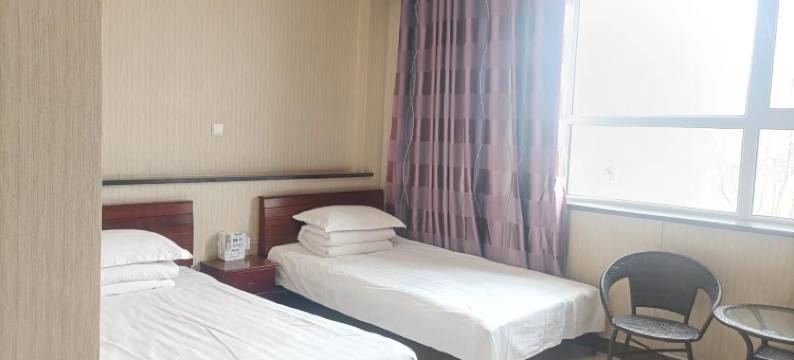 双河鸿翔商务宾馆图片