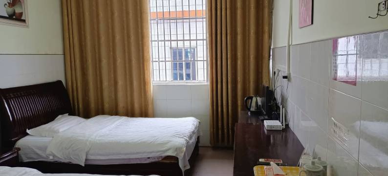 昭平云华宾馆图片